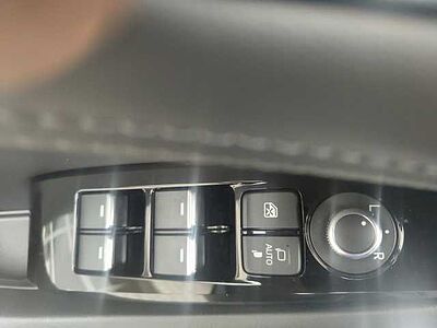 Mazda 6 2.0L SKYACTIV G 165ps 6MT FWD EXCLUSIVE-LINE 2.0L SKYACTIV G 165