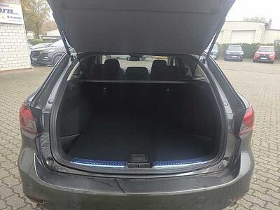 Mazda 6 2.0L SKYACTIV G 165ps 6MT FWD EXCLUSIVE-LINE 2.0L SKYACTIV G 165