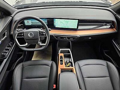 SsangYong Torres EVX 207 PS PLATINUM 1 A/T 2WD EVX 207 PS PLATINUM 1 A/T 2WD