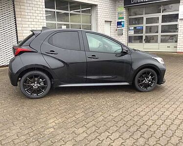 Mazda 2 Hybrid 1.5L VVT-i e-CVT FWD HOMURA 1.5L Hybrid VVT-i e-CVT FWD HOMURA