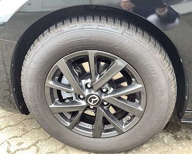 Mazda 3 2.5L e-SKYACTIV G 140ps 6AT FWD Nagisa 2.5L e-SKYACTIV G 140ps