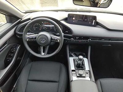 Mazda 3 2.5L e-SKYACTIV G 140ps Homura