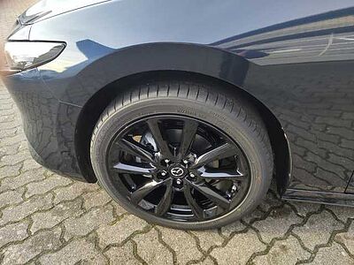 Mazda 3 2.5L e-SKYACTIV G 140ps Homura
