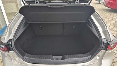 Mazda 3 2.5L e-SKYACTIV G 140ps 6MT FWD Homura