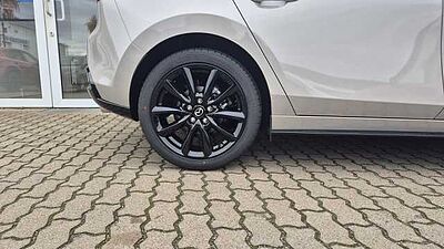 Mazda 3 2.5L e-SKYACTIV G 140ps 6MT FWD Homura