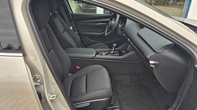 Mazda 3 2.5L e-SKYACTIV G 140ps 6MT FWD Homura