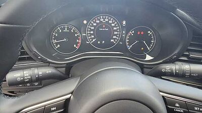 Mazda 3 2.5L e-SKYACTIV G 140ps 6AT FWD Nagisa