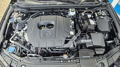 Mazda 3 2.5L e-SKYACTIV G 140ps 6AT FWD Nagisa