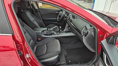 Mazda 3 SKYACTIV-G 120 Center-Line TOU-P