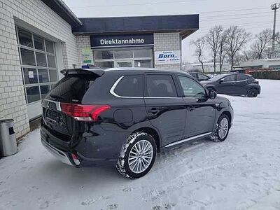Mitsubishi Outlander (GF0/GG)(2012->) PHEV Basis 4WD