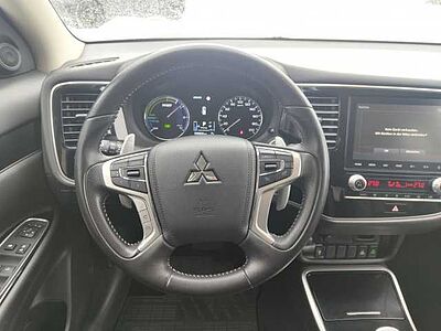 Mitsubishi Outlander (GF0/GG)(2012->) PHEV Basis 4WD