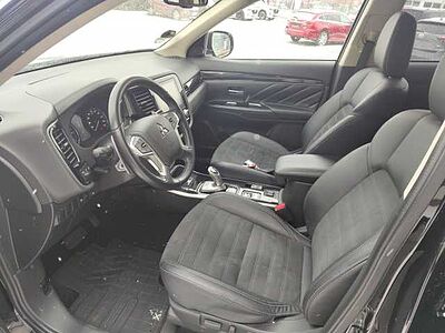 Mitsubishi Outlander (GF0/GG)(2012->) PHEV Basis 4WD