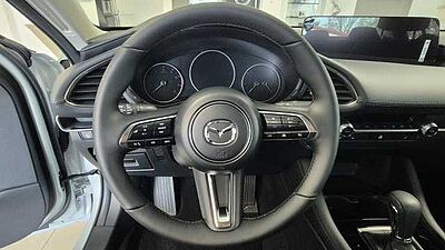 Mazda 3 2.5L e-SKYACTIV G 140ps 6AT FWD Exclusive-Line