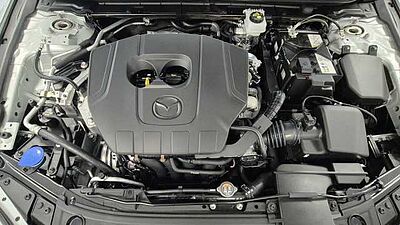 Mazda 3 2.5L e-SKYACTIV G 140ps 6AT FWD Exclusive-Line