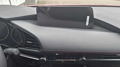 Mazda 3 2.5L e-SKYACTIV G 140ps 6MT FWD Homura