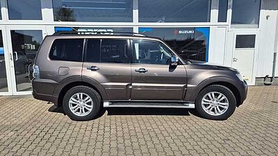 Mitsubishi Pajero (V80/V90) 3.2 DI-D Edition 30 (5-trg.)