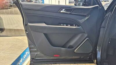 KGM Rexton 2.2 D 8AT 4WD 5S LUX