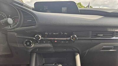 Mazda 3 SKYACTIV-G 2.0 M Hybrid SELECTION A18 BOS DES-P