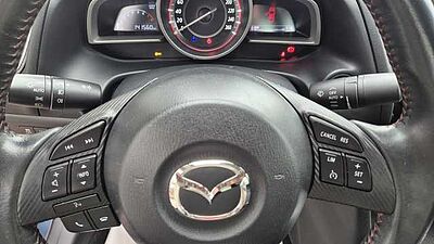 Mazda 3 SKYACTIV-G 120 Center-Line
