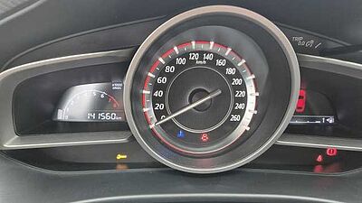 Mazda 3 SKYACTIV-G 120 Center-Line