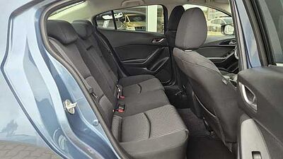 Mazda 3 SKYACTIV-G 120 Center-Line