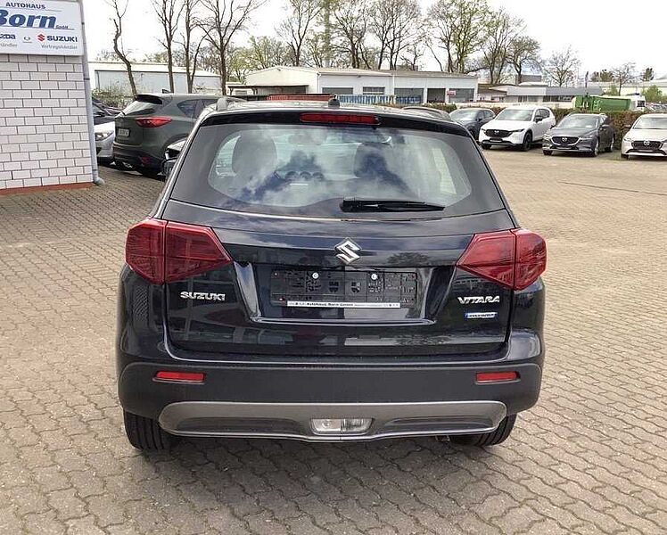 Suzuki Vitara Club inkl. Anhängerzug