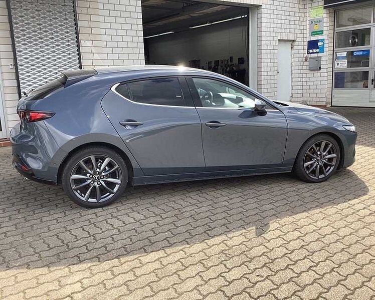 Mazda Schrägheck SELECTION A18 DES-P ACT-P BOS