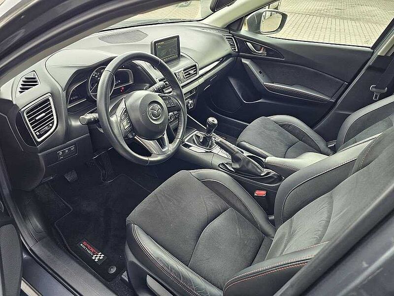 Mazda 3 SKYACTIV-G 120 Nakama