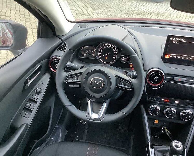 Mazda 2 1.5L e-SKYACTIV G 90ps 6MT FWD HOMURA