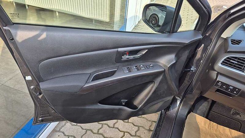 Suzuki S-Cross 1.5 Comfort AGS SX4