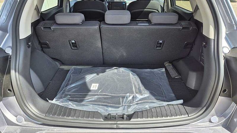 Tivoli Nomad 6MT 2WD