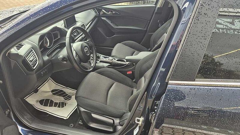 Mazda 3 SKYACTIV-G 120 CENTER-LINE TOU-P LIC-P