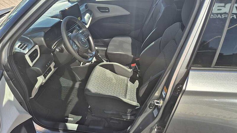 Suzuki Swift DUALJET Comfort CVT HYBRID