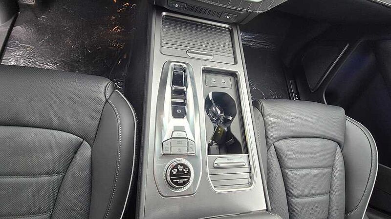 KGM Rexton Lux