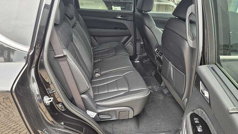 KGM Rexton Lux