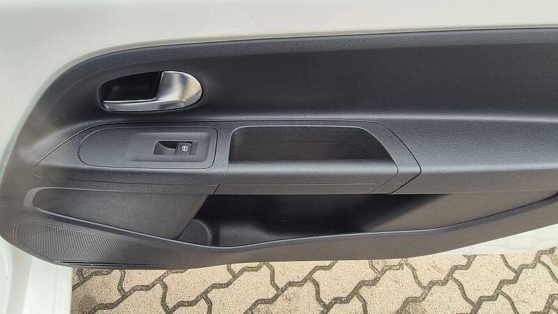 SEAT Mii (KF1) Chic Ecomotive