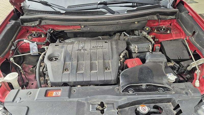 Mitsubishi Outlander (GF0/GG) Star+ 4WD