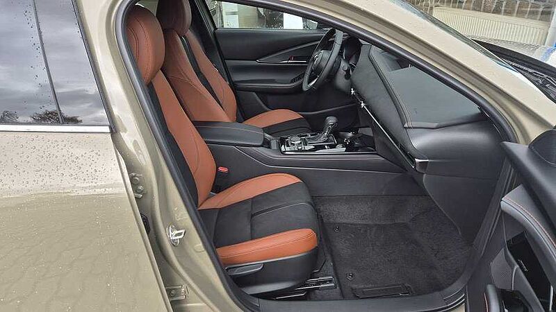 Mazda CX-30 2.5L e-SKYACTIV G 140ps 6AT FWD Nagisa