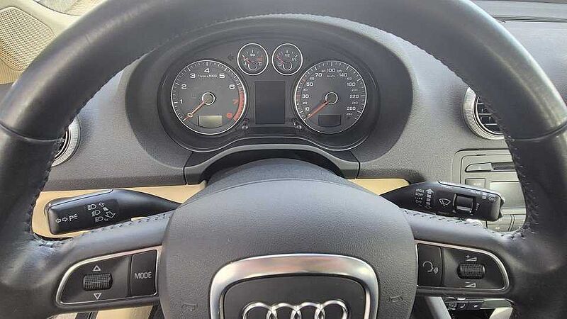Audi A3 Sportback (8PA)(09.2004-> ) 1.4 TFSI Ambiente