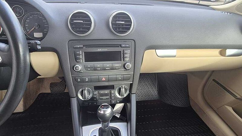 Audi A3 Sportback (8PA)(09.2004-> ) 1.4 TFSI Ambiente
