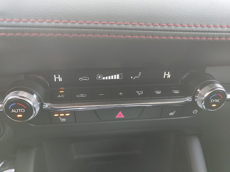 Mazda 3 2.5L e-SKYACTIV G 140ps Homura