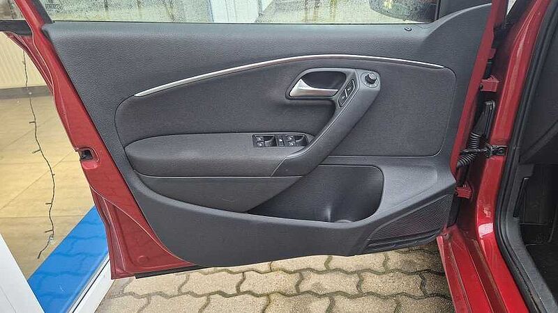 Volkswagen Polo V (6C1)(01.2014-> 2017) Highline BMT/Start-Stopp