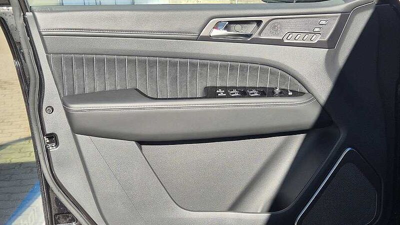 KGM Rexton LUX 2.2 D 8AT 4WD 5S Leder-S