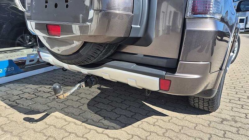 Mitsubishi Pajero (V80/V90) 3.2 DI-D Edition 30 (5-trg. )