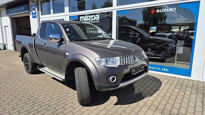 Mitsubishi L200 (KA0/KB0) Intense Club Cab 4WD