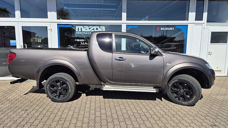 Mitsubishi L200 (KA0/KB0) Intense Club Cab 4WD
