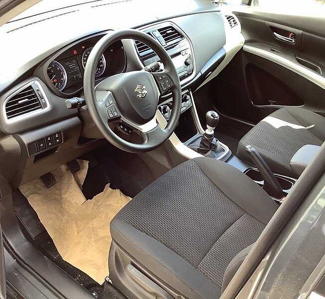Suzuki S-Cross  1,4 Boosterjet Hybrid Club MT SX4