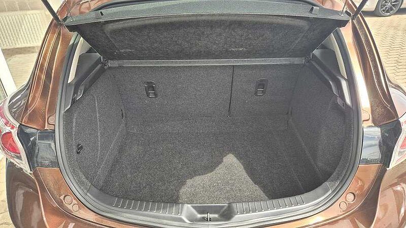 Mazda 3 1.6l MZR 105 PS  5T 5GS EDITION