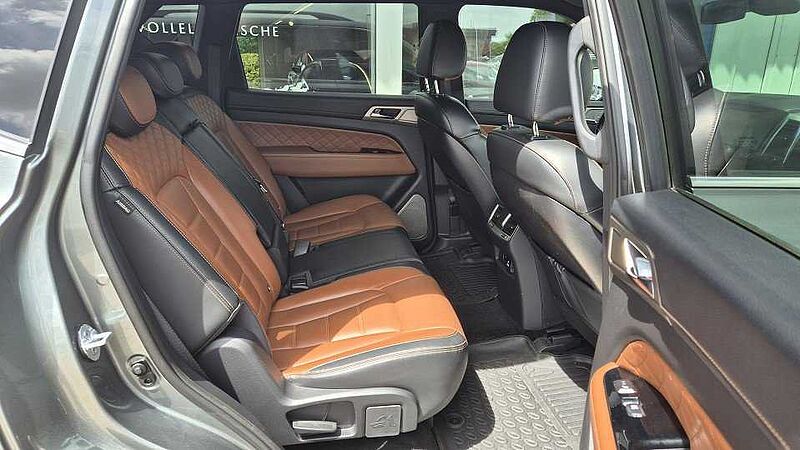SsangYong Rexton Sapphire 2.2 D 7 AT 4WD