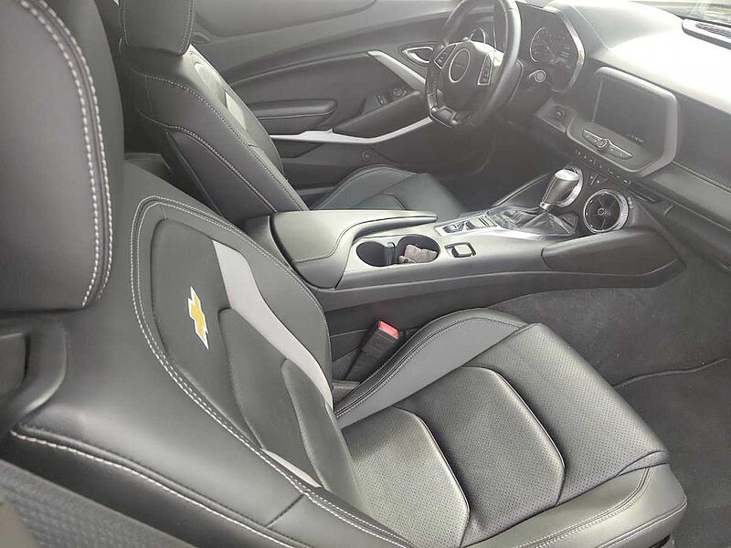 Chevrolet Camaro Turbo RS LEDER/NAVI/CARPLAY/20